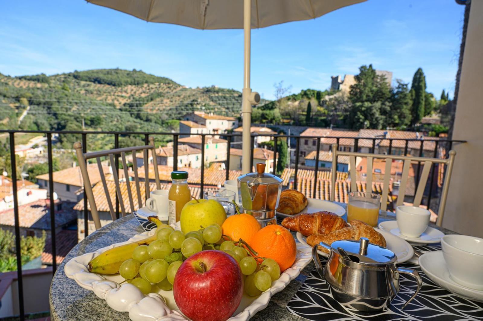 Il Chiostro Appartamenti & Suites Suvereto Kültér fotó