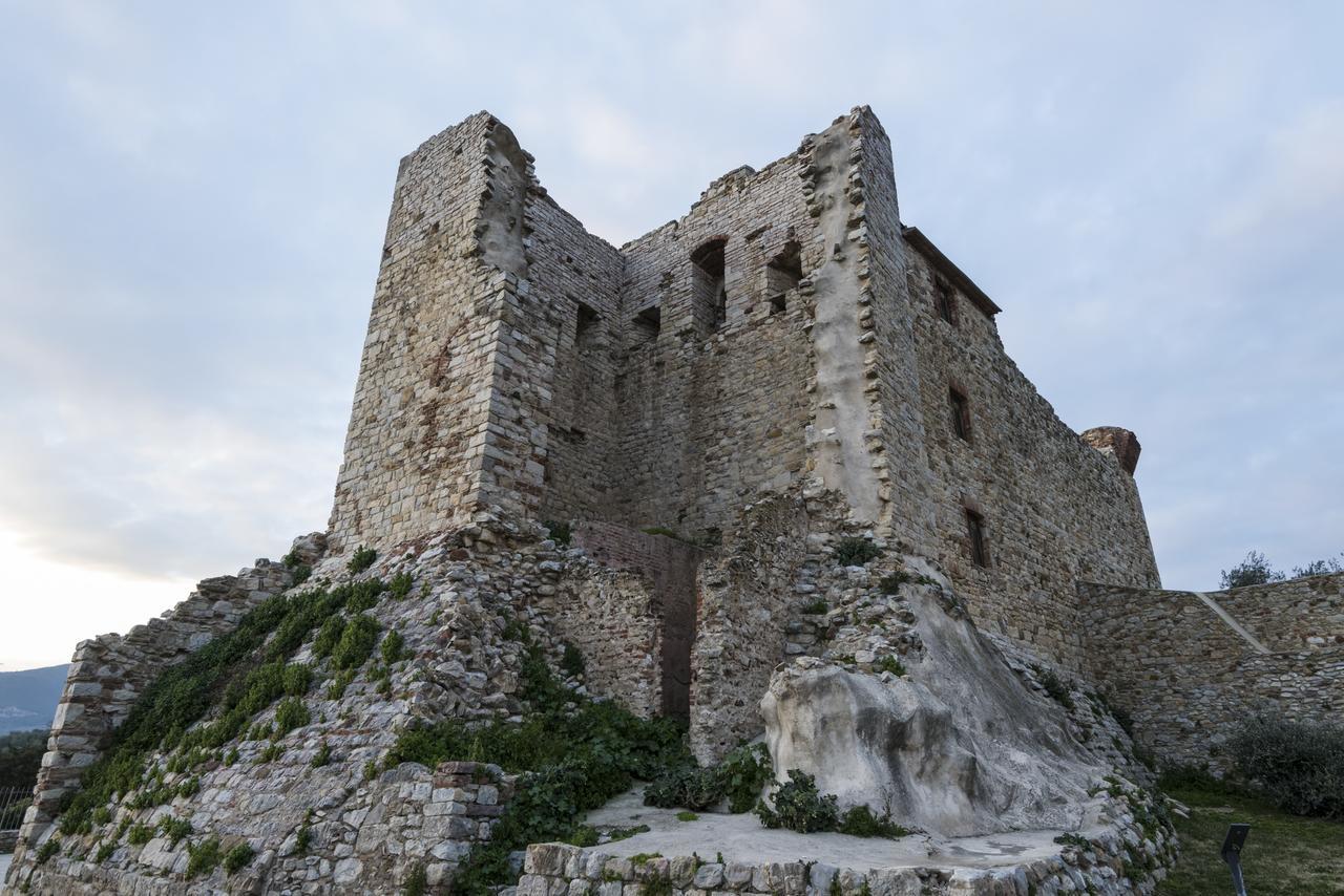 Il Chiostro Appartamenti & Suites Suvereto Kültér fotó
